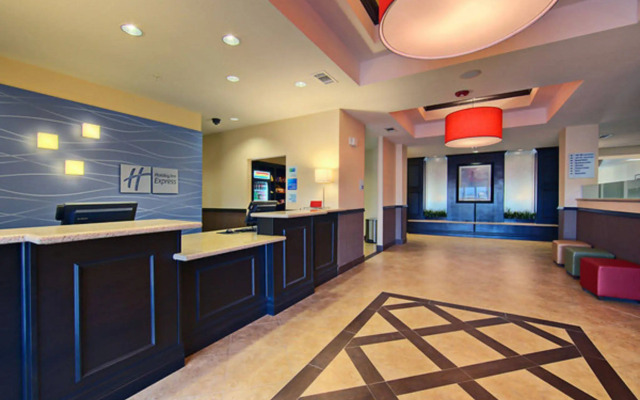 Holiday Inn Express & Suites Cotulla by IHG