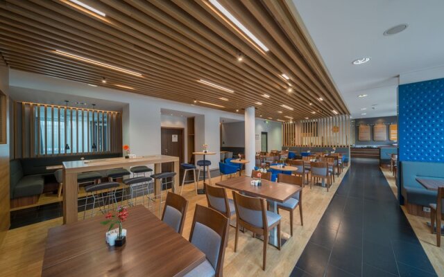 Holiday Inn Express Stuttgart Airport