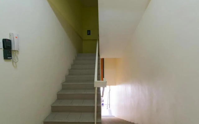 OYO Rooms Kota Damansara Segi University