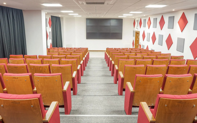 Star Land Hotel Bastos