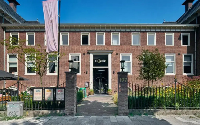 The Anthony Hotel