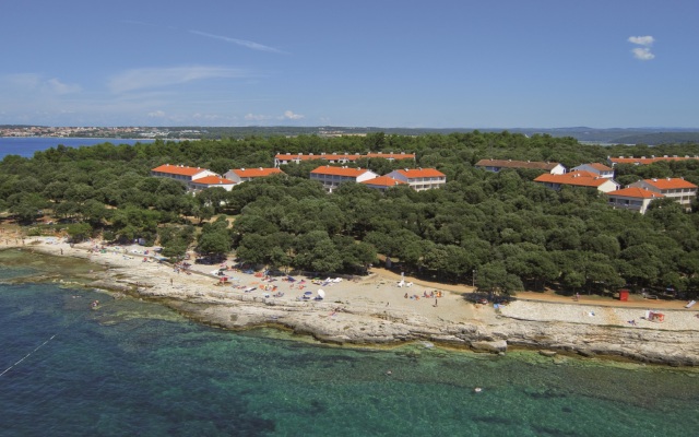 Lanterna Resort