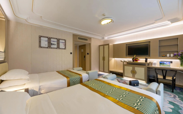 Hotel Beverly Plaza