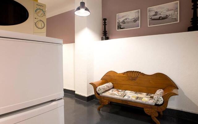 Renewed Apartment in Alfama (near the Cathedral)