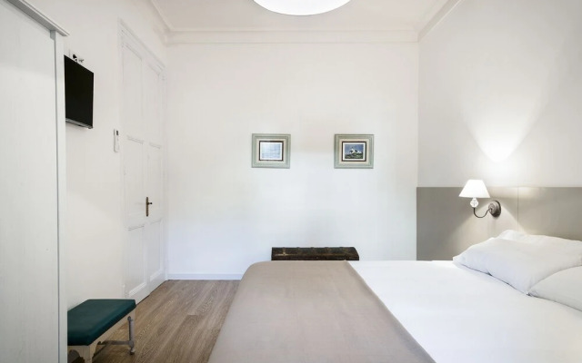 Friendly Rentals Vintage