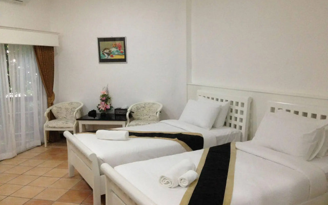 YJ Hotel