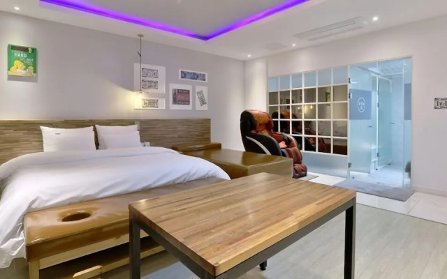 Hotel Yeogieutte Dongdaegu