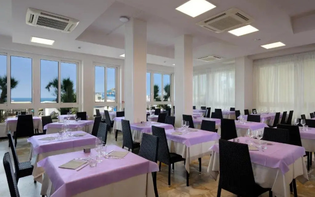 Hotel Excelsior