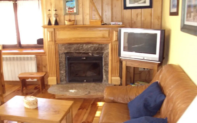 Ermita de Gredos Casas Rurales Artesano I y II/III