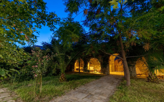 Cinarli Kasri Hotel