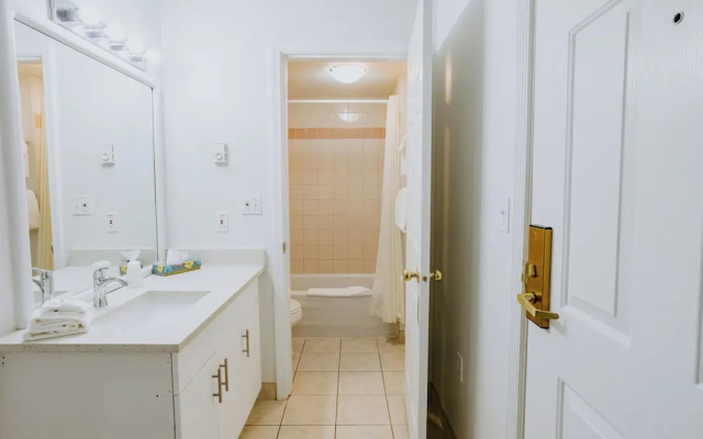 Western Budget Motel Plus Mosaic Suites