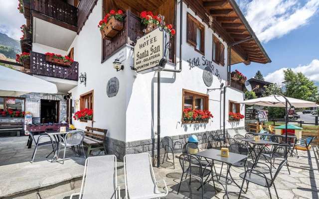 Hotel Santa San