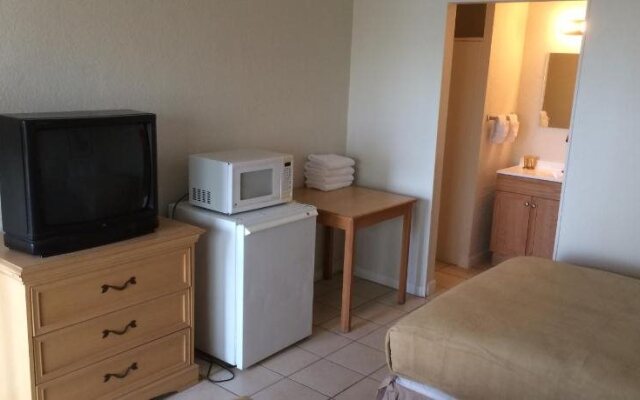Lakeview Motel