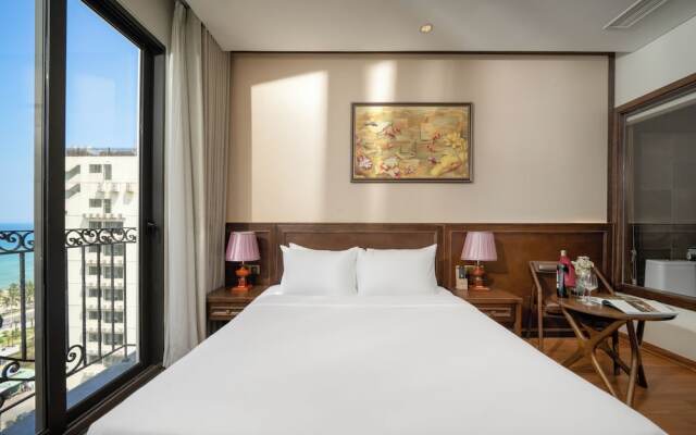 Golden Lotus Hotel Da Nang