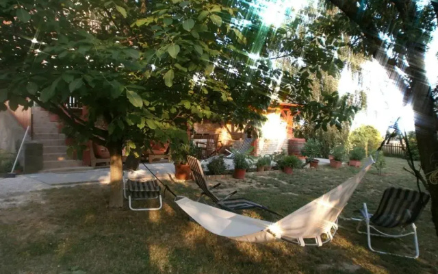 Fehér Rózsa Apartman