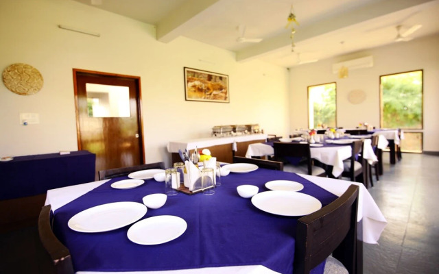 MACHLI A Wilderness Home