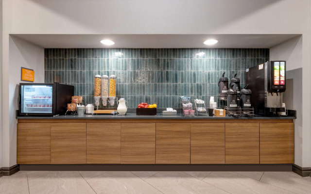 La Quinta Inn & Suites Sherman Denison