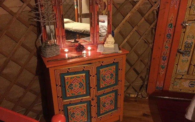 Les Yourtes Bourcominoises