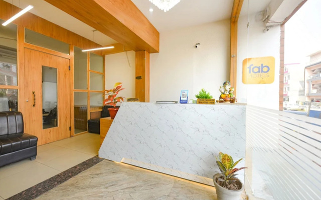 Fabhotel Flying Kiwi