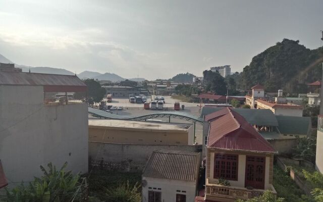 Hoa Sen Hotel