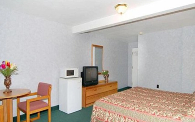 Rodeway Inn Moosic - Scranton