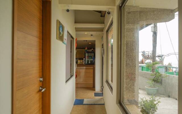 Jiufen Breeze B&B