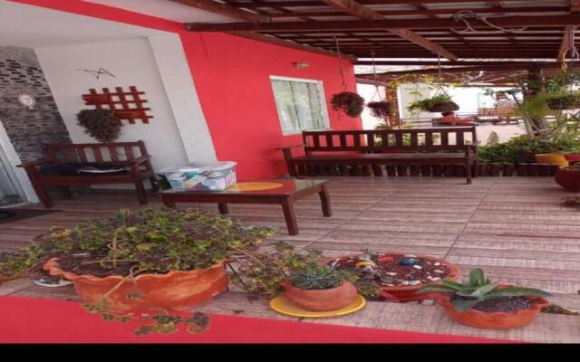 Linda casa com piscina na praia de Jauá