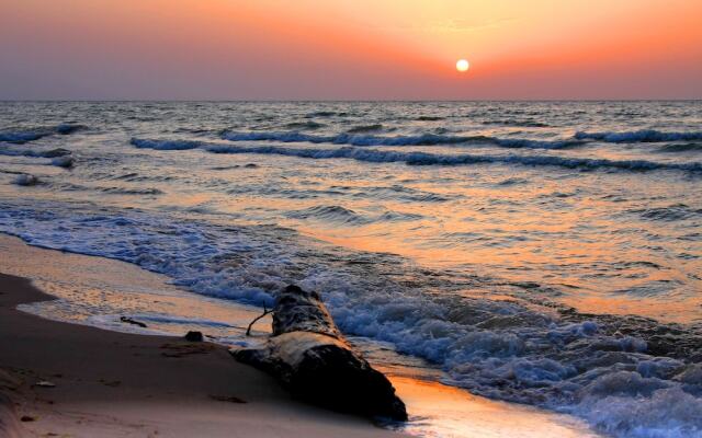 Отель Bono Beach