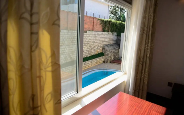 Room in Apartment - Nobilis Standard Suite Located in a Wonderful Location for a Great Experience