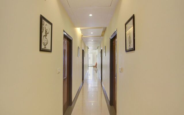 OYO 11137 Hotel Morgen Suites