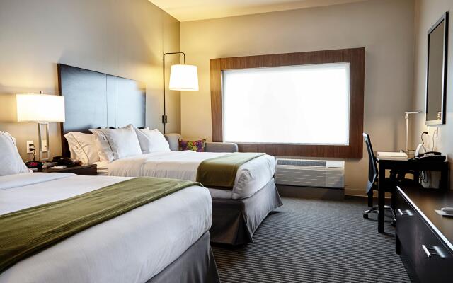 Holiday Inn Express & Suites Tahlequah by IHG