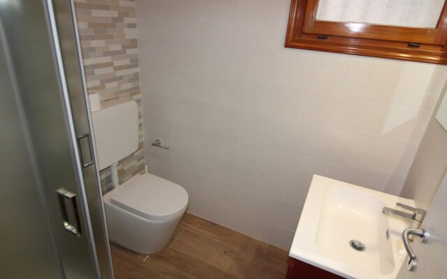 Well Located Apartment With Swimming Pool in Lignano