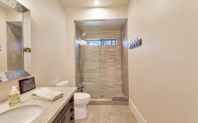 Flag Golf 3 Bedroom Home