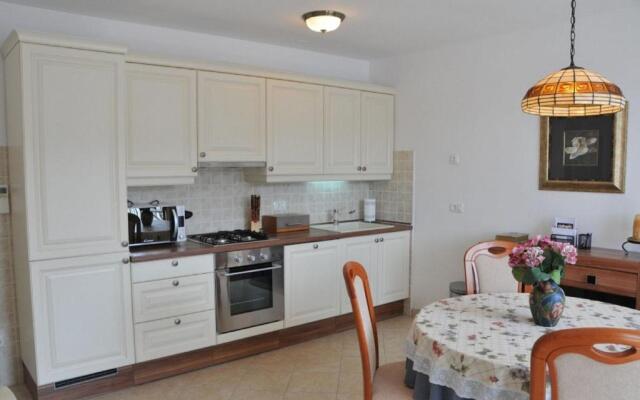 Apartments Sonja - 10m to beach