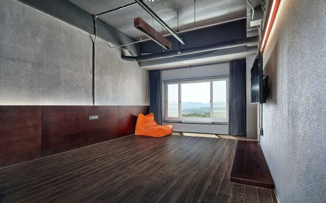 Kolon Hotel