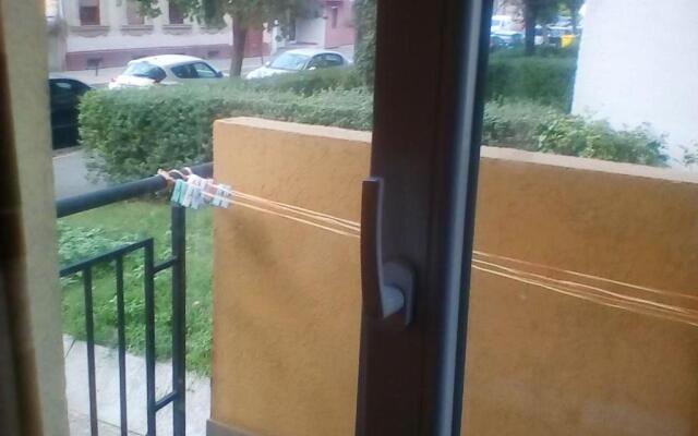 2 bedrooms appartement with furnished terrace and wifi at Timisoara
