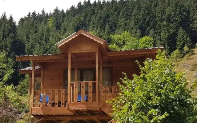 Yesil Vadi Otel Savsat