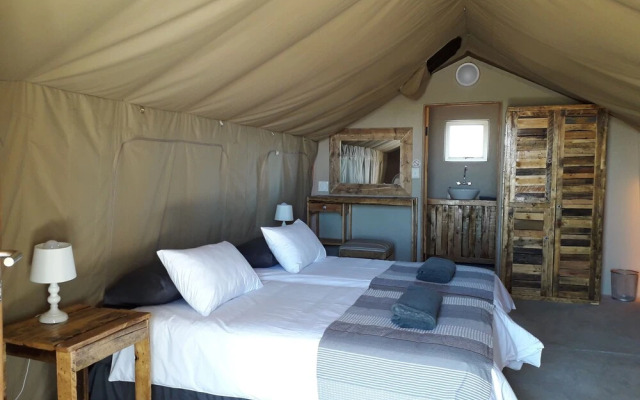 Blue Bushman Luxury Tented Lodge