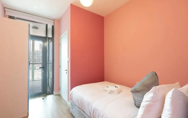 Bloomfields Iconic 2BR Duplex Apartment