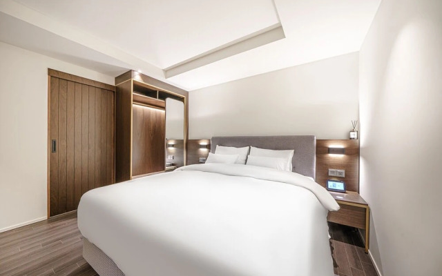 Yaja Hotel Peace Square branch