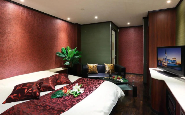 Hotel Bijou (Adult Only)