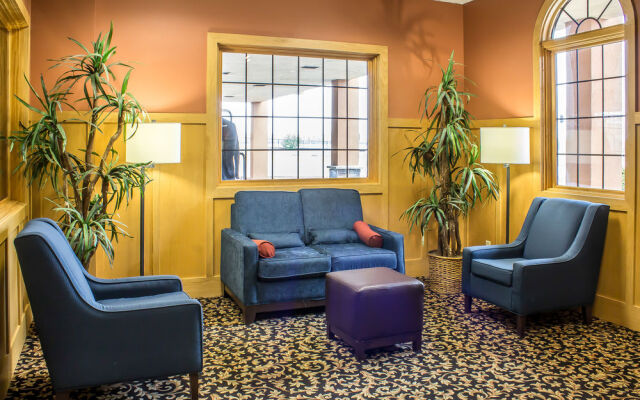 Quality Inn & Suites Event Center