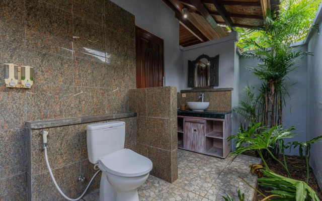 The Tanis Beach Resort Nusa Lembongan