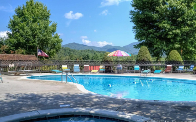 Highland Manor Inn