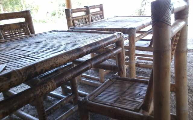 East Lombok Dive Hotel - Hostel
