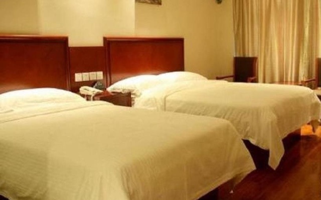 Greentree Inn Hebei Qinhuangdao Changli County Minsheng Road Walking Street Express Hotel – Guest Rooms – Qinhuangdao