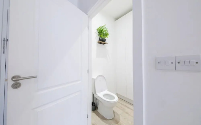 2 Bedroom House in Birmingham