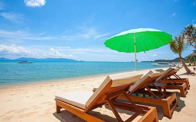 Interstellar Beachfront Villa B