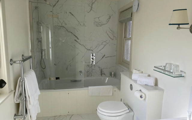 Grosvenor Apartments - PoshPads