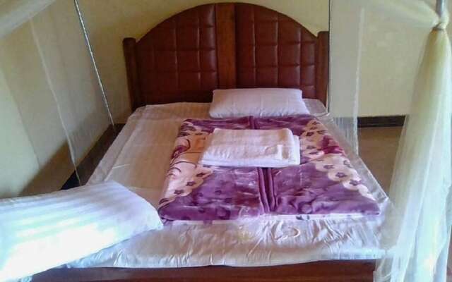 Royal Paradise Hotel
